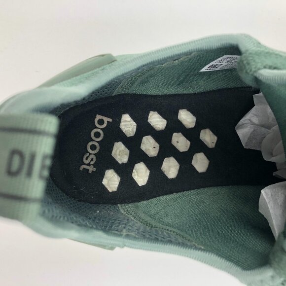 ADIDAS Men's Originals NMD R1 Olive Green Sneakers US 10.5M EUC - Picture 6 of 10